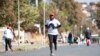 Mokgele Ramathe dit "Roro", 42 ans, fait partie des 17.920 coureurs qualifiés pour la Course des Camarades.