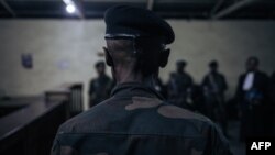Le procès pour crime contre l'humanité de six militaires de la garde républicaine entamera mercredi sa deuxième semaine.