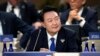 Presiden Korea Selatan Yoon Suk Yeol menghadiri sesi pertemuan puncak NATO dengan para mitra Indo-Pasifik di Washington, 11 Juli 2024. (Foto: Matt Rourke/AP Photo)
