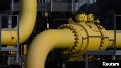 Stasiun kompresor gas, bagian dari jalur pipa Yamal di Polandia yang menghubungkan Rusia dengan Eropa Barat, terlihat di wilayah Gabinek, dekat Wloclawek, Polandia, pada 23 Mei 2022. (Foto: Reuters/Kacper Pempel)