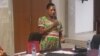 L’activiste Solange Ngo Bakoumé, en échange au cours de l’atelier sur le genre et le foncier, à Yaoundé, le 3 mars 2022. (VOA/Emmanuel Jules Ntap)
