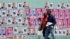 Posters de campagne à Maputo, au Mozambique, le 11 octobre 2019 REUTERS / Grant Lee Neuenburg - 