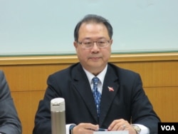 台灣淡江大學戰略研究所教授黃介正。（美國之音張永泰拍攝）