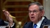 參議院外交委員會首席民主黨議員梅嫩德斯（Sen. Bob Menendez, D-NJ）出席參議院外委會聽證會。（2018年7月25日）
