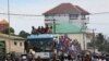 Des manifestants manifestent dans les rues de Conakry, en Guinée, le 24 octobre 2019. 
