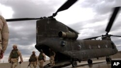 Des soldats américains embarquant dans la province afghane de Helmand