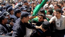 Nouvelles manifestations et arrestations à Alger