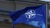 Ilustrasi - Para menteri luar negeri NATO hari Rabu (30/11) akan berupaya menenangkan negara-negara rapuh di sekitar Rusia yang dikhawatirkan dapat goyah karena berlarutnya konflik di Ukraina. (Foto: REUTERS/Ints Kalnins)