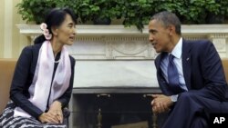 緬甸民主運動領袖昂山素姬9月19日訪美時在白宮與美國奧巴馬總統會晤 (資料照片)