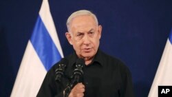 Benjamin Netanyahu, waziri mkuu wa Israel akilihutubia taifa.
