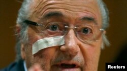 Sepp Blatter lors d'une conférence de presse à Zurich, le 21 décembre 2015. (REUTERS/Arnd Wiegmann)