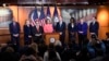 La présidente de la Chambre des Représentants, Nancy Pelosi, lors de la désignation des sept élus démocrates qui constitueront l'équipe d'accusation pendant le procès au sénat.