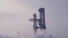 Los ingenieros de Space X mostraron la audacia de atrapar en el aire un cohete que retornaba a la plataforma de lanzamiento
