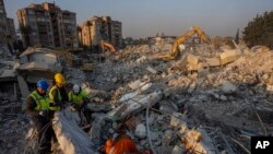 Turki menarget 134 kontraktor dan lainnya yang diduga memiliki metode konstruksi yang buruk dan ilegal dalam pembangunan gedung-gedung permukiman di kawasan yang terdampak gempa (foto: dok).