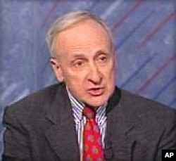 Embaixador aposentado Herman Cohen, responsável pela política africana dos EUA entre 1989 e 1993