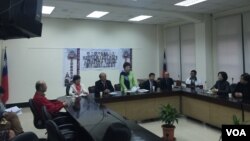 亞太宗教自由論壇創會首次會議將於2月18日在台灣桃園舉行。台灣前副總統呂秀蓮(中間站立者)任本次大會主席。 （蕭洵 攝影）