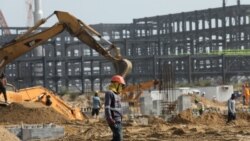 L'homme d'affaires Dangote ouvre une grande raffinerie pour réduire la dépendance du Nigeria envers l’extérieur