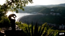 Vue du barrage de Kariba, Zambie, 19 février 2015