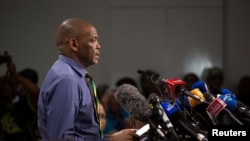 Ace Magashule, secrétaire général de l'ANC, en conférence de presse à Johannesburg, Afrique du Sud, le 13 février 2018.
