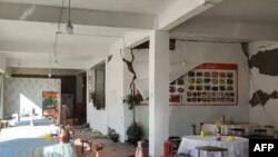 2025年1月7日，網上影片顯示，西藏拉孜縣地震一家餐廳在地震後，牆壁上出現裂縫。