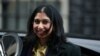 La ministre Suella Braverman arrive à Downing Street à Londres, en Grande-Bretagne, le 25 février 2020.