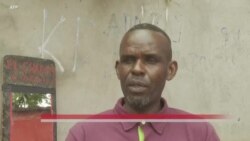 À Kinshasa les coiffeurs de rues ont le vent en poupe !