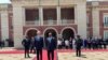 Rais Biden and Rais Lourenco wakiwa jukwaani.