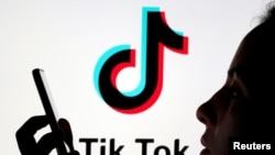 Mtandao wa kijamii wa Tik Tok, November 7, 2019. REUTERS/Dado Ruvic/Illustration