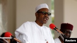 Le président nigérian Muhammadu Buhari parle à la villa présidentielle à Abuja, Nigeria, le 14 mai 2016.
