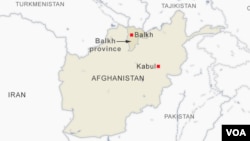شماری از کاربران نوشته اند که افغانستان از جهان منزوی شده است.