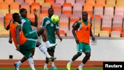 Les Super Eagles s'entrainent avant leur rencontre face à l’Éthiopie (octobre 2013) 