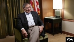 U.S. Defense Secretary Leon Panetta during an interview with VOA Pentagon correspondent, Luis Ramirez, November 15, 2012.